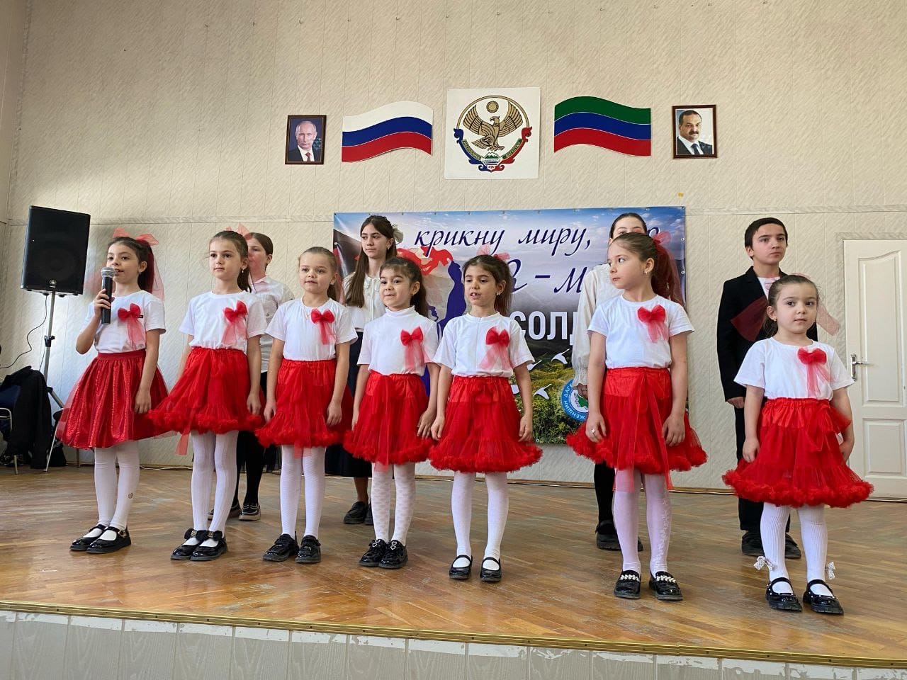 «Солдатские матери – душа России!».