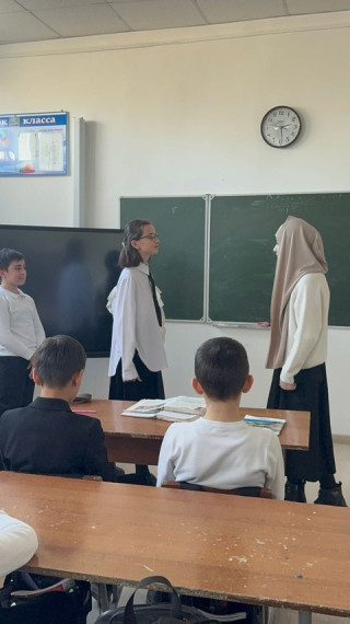 Урок литературы в 6 классе.